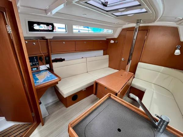 Siesta IV | Bavaria Cruiser 34 photo 10