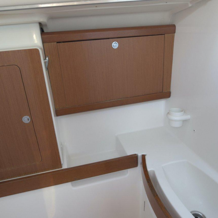 Aias | Oceanis 43 photo 10