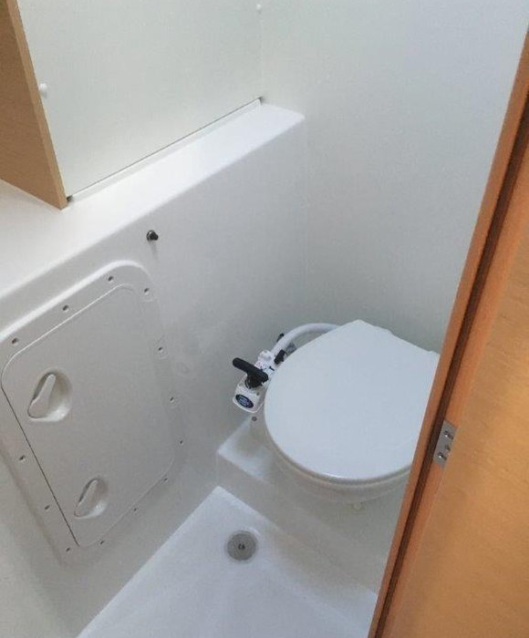 Taina | Lagoon 42 photo 18