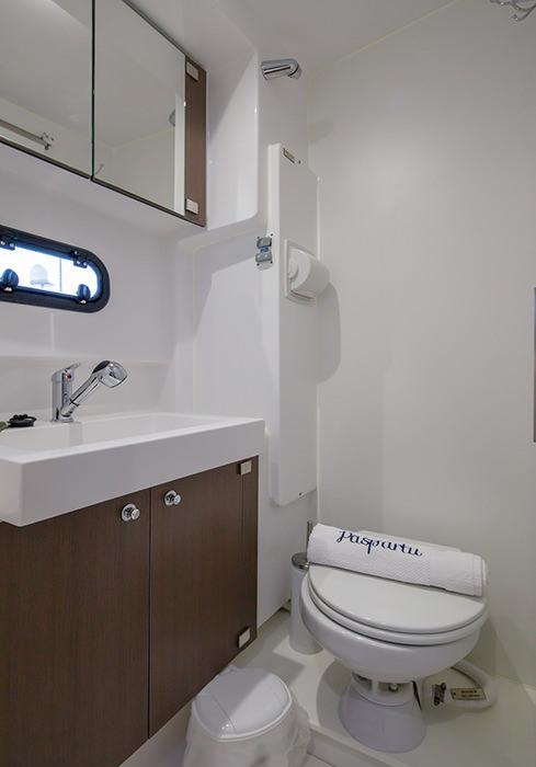 Paspartu | A/C generator watermaker | Bali 4.1 photo 2