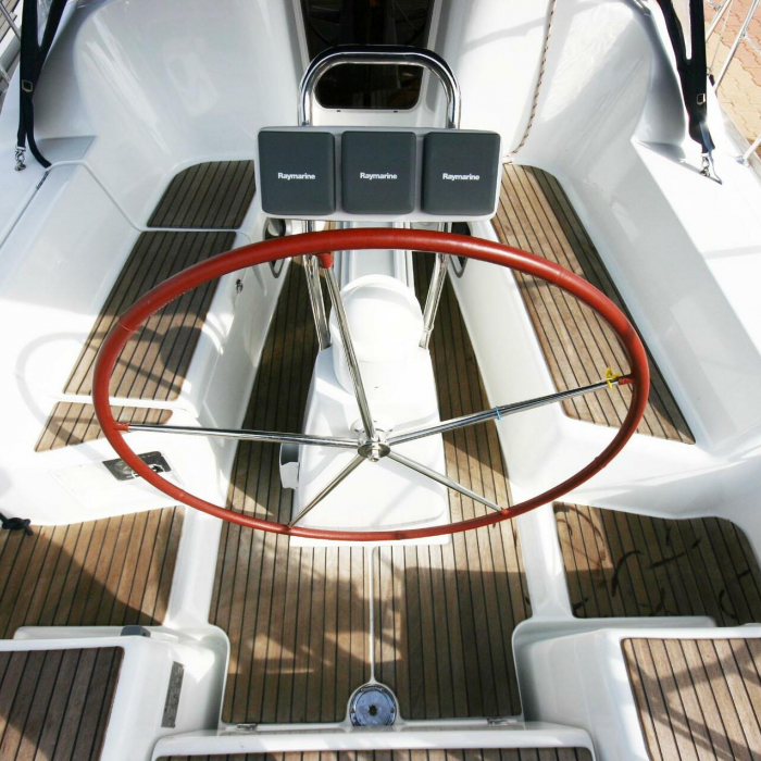 Lyra | Sun Odyssey 36i photo 4