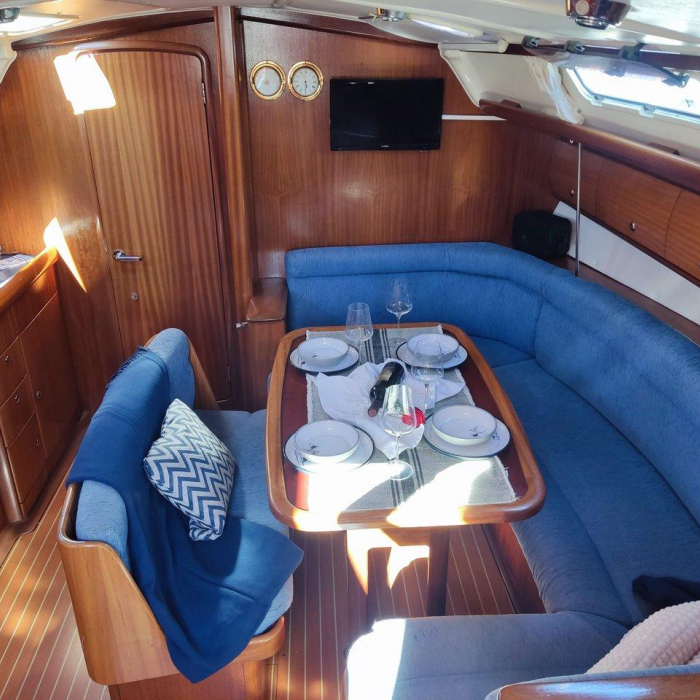 Ra | Bavaria 38 photo 26