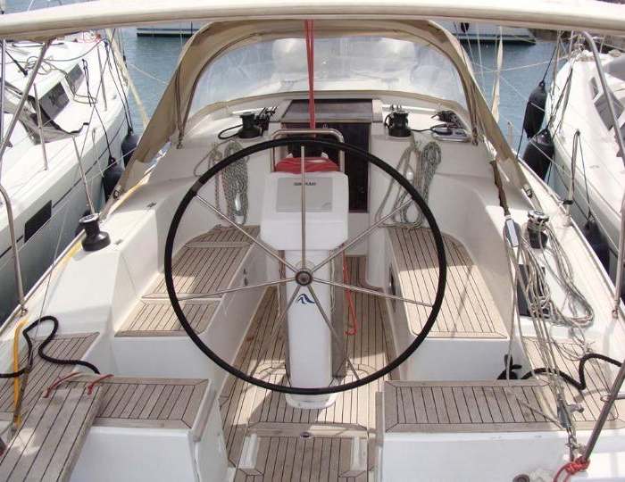 325 athens | Hanse 325 photo 8