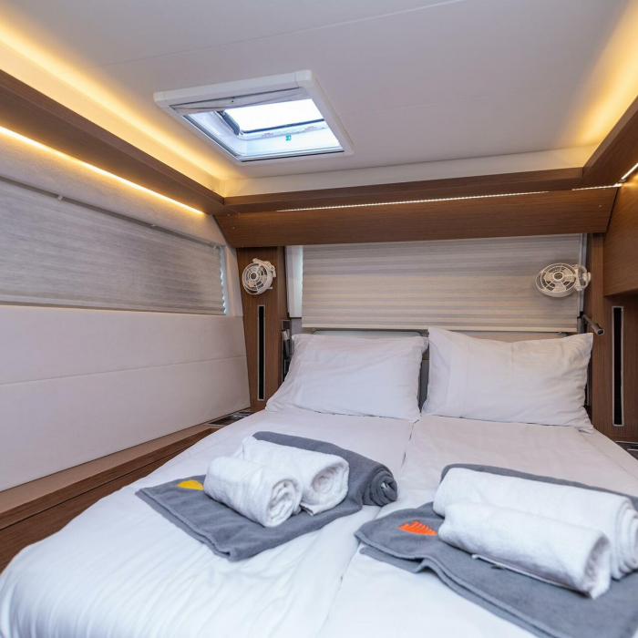 Katka | Lagoon 50 photo 28