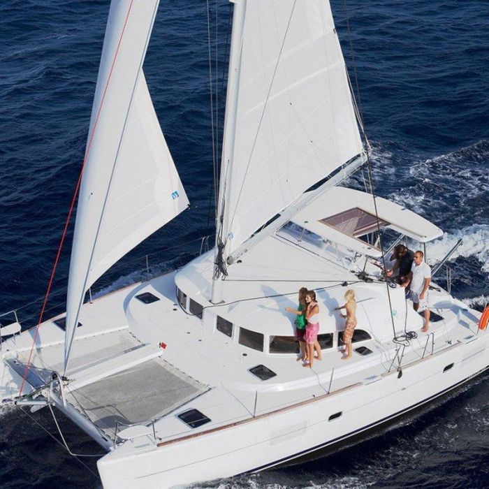 Aride | Lagoon 380 photo 1