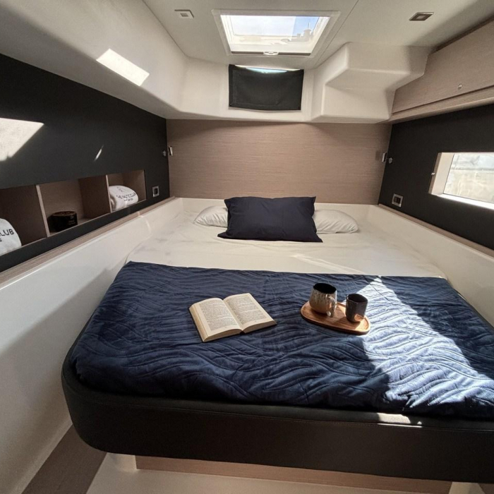 Siente El Mar | Dufour 48 Catamaran photo 11