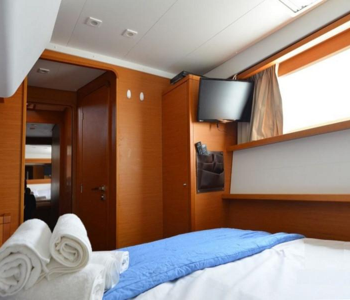 Omiros II | Lagoon 450 Flybridge photo 20