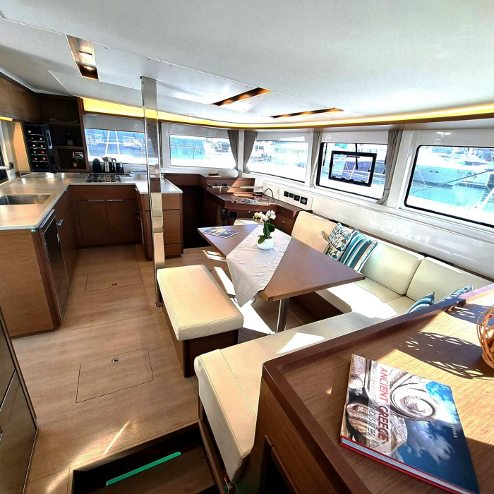 Omnia | Lagoon 46 photo 23