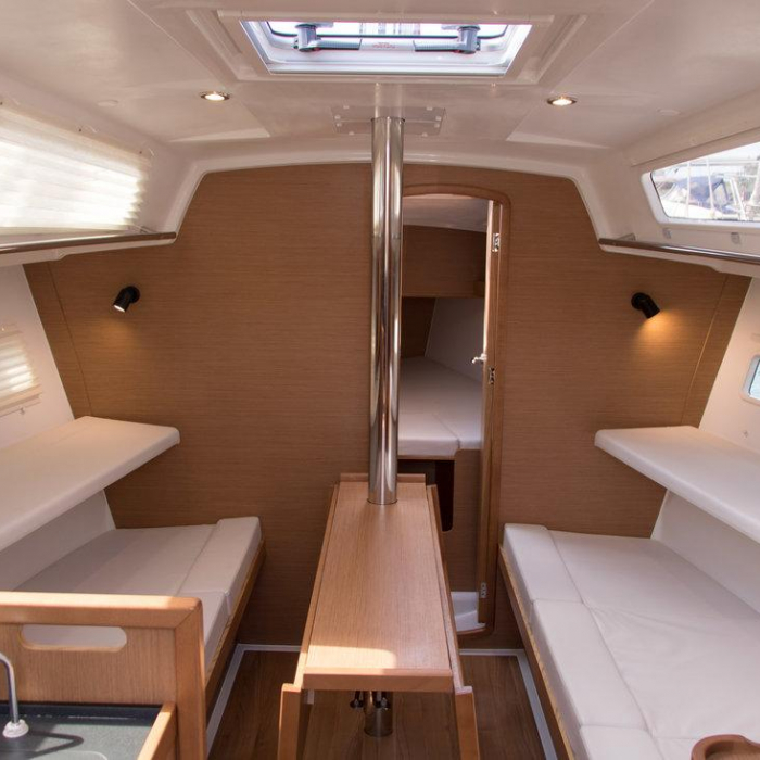 Hija del Viento | Sun Odyssey 319 photo 10