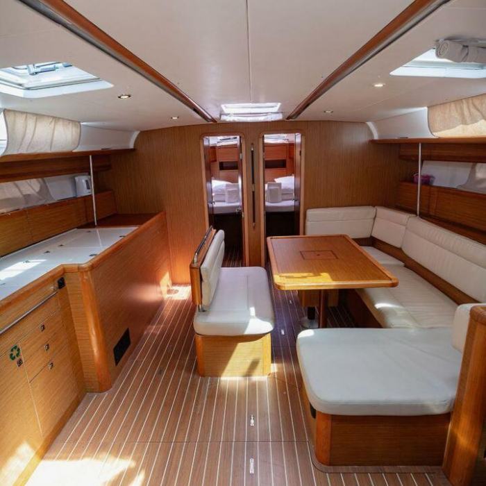 Ana B. | Sun Odyssey 49i photo 42
