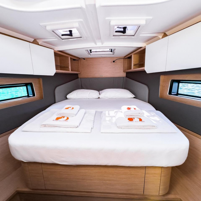 LOS ANGELES | Dufour 41 photo 14