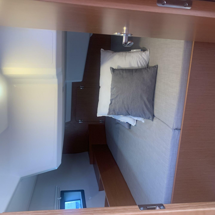 Maia | Bavaria C42 photo 10