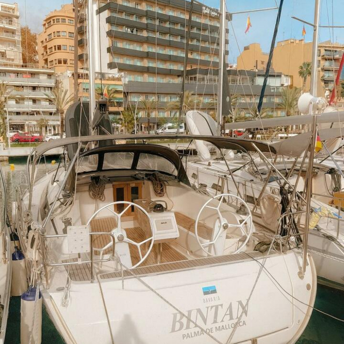 Bintan | Bavaria Cruiser 41 photo 6