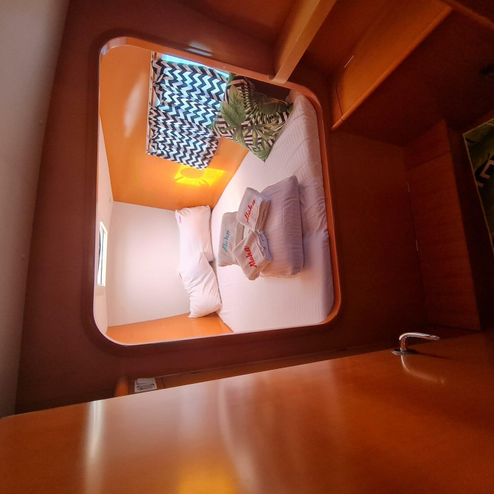 Aloha | Lagoon 410 S2 photo 20