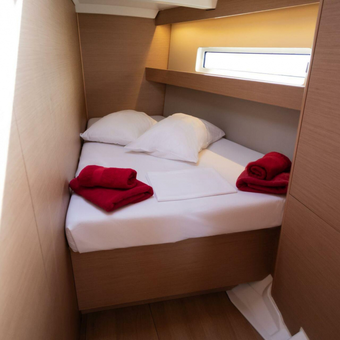 Irini | Sun Odyssey 440 photo 16