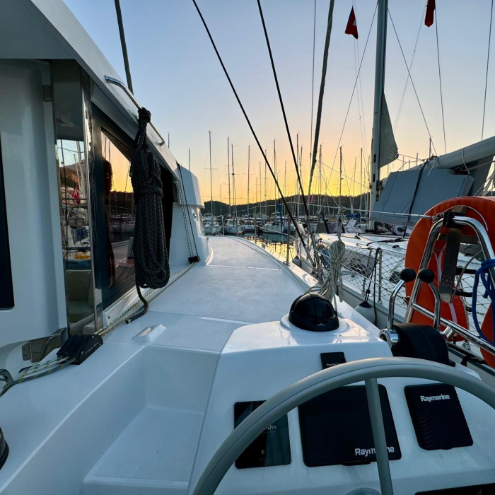 Sail Dorado | Bali Catsmart photo 2