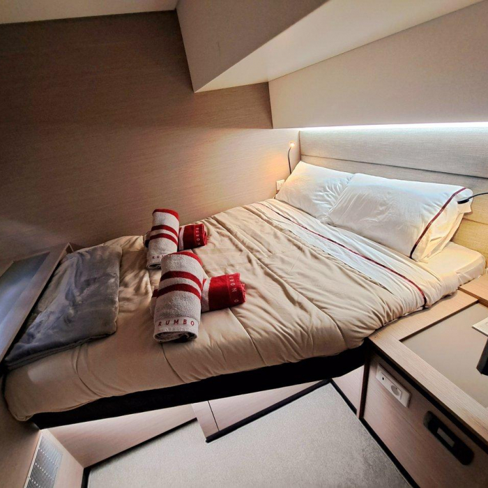 Le Grand Bogavant | Fountaine Pajot Aura 51 photo 29