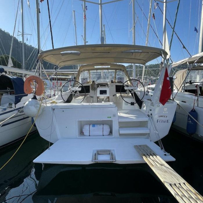 Sweet | Dufour 430 GL photo 2