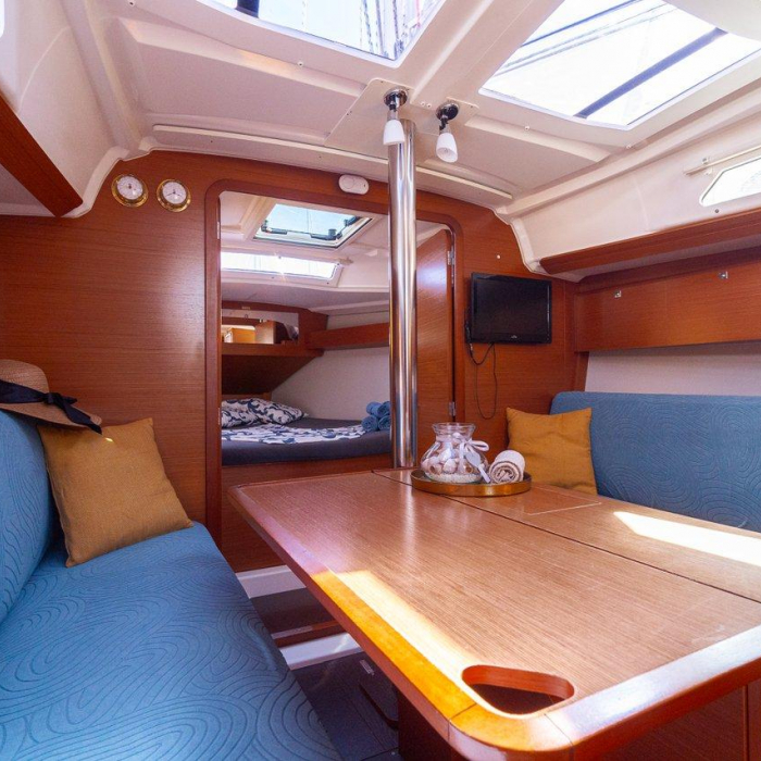 Draco | Dufour 360 GL photo 6