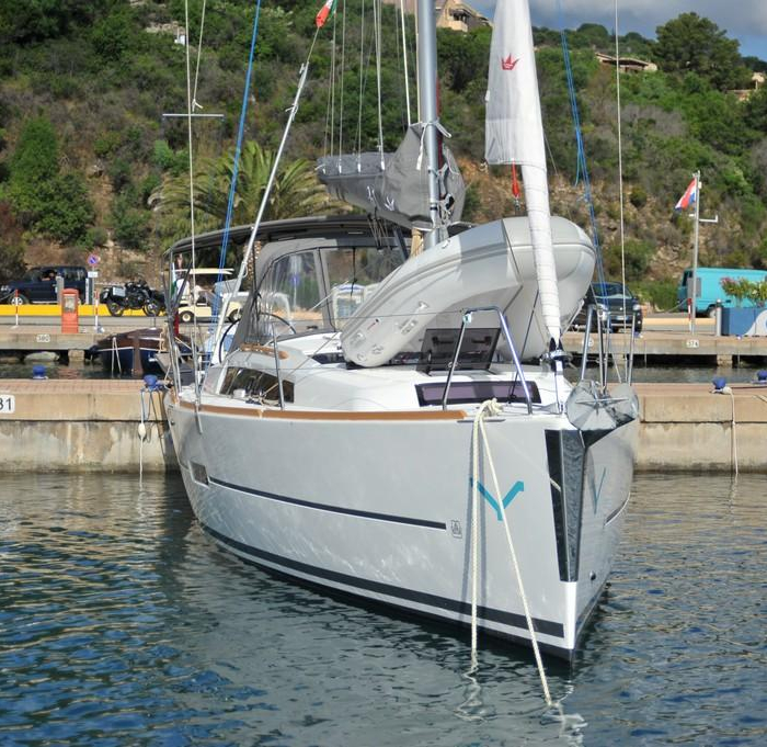 Else | Dufour 360 GL photo 3