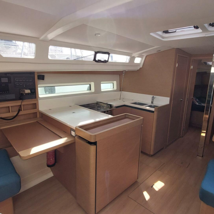 Aquilante | Sun Odyssey 440 photo 8