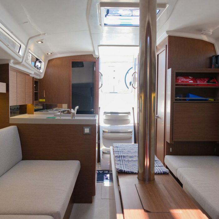 Ersa | Oceanis 34.1 photo 9