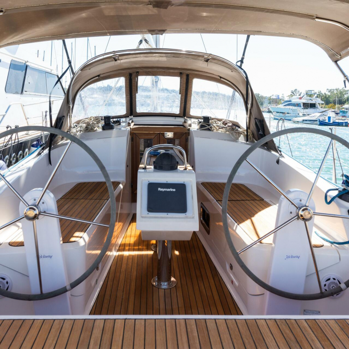 Jack Of London | Bavaria 37 photo 5