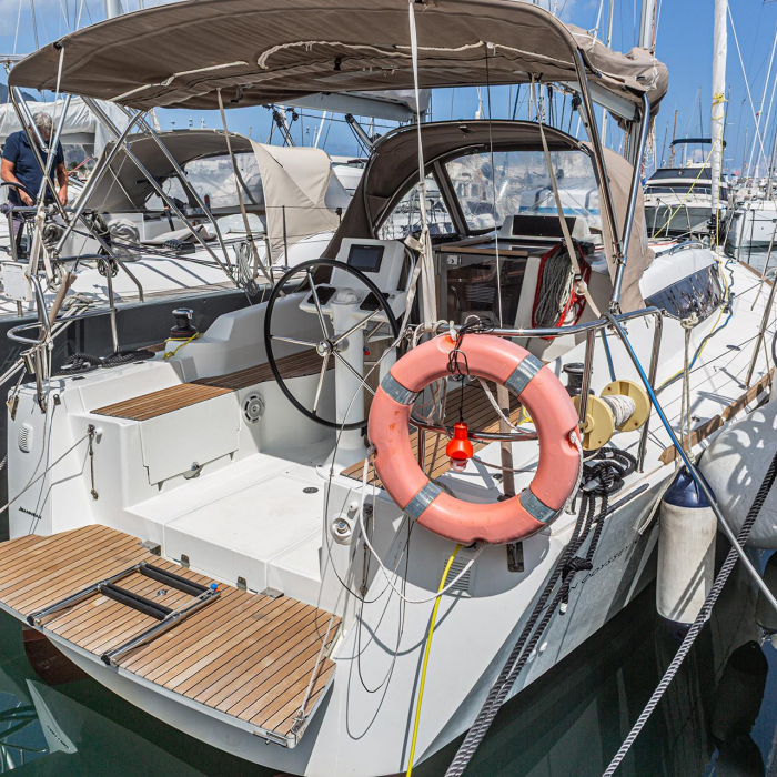 Hija del Viento | Sun Odyssey 319 photo 14