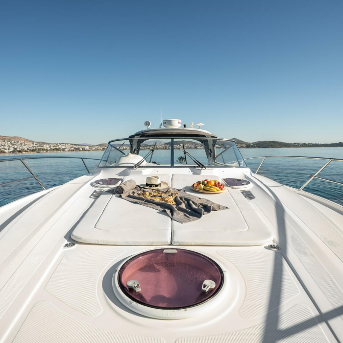 AEGEAN BLUE | Bavaria 40 photo 22