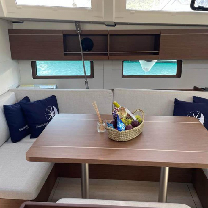 West | Oceanis 46.1 photo 7