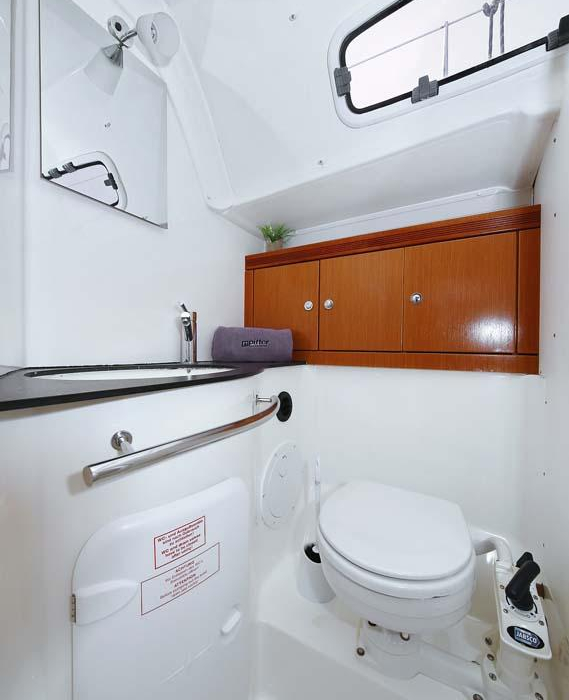 Annabella | Bavaria 43 Cruiser photo 18