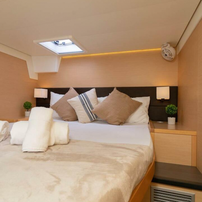 Baltsar | Lagoon 560 S2 FULL EQUIPE LUXE photo 12