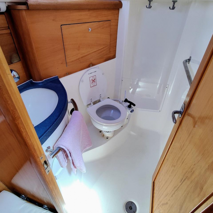 Achi | Bavaria 31 Cruiser photo 12