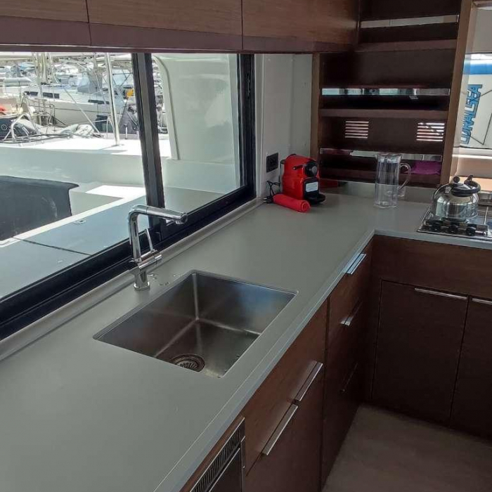 Rocky | Lagoon 46 photo 4