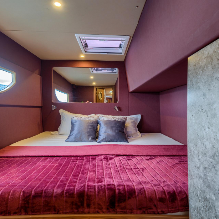 Blue | Luna 49 photo 22