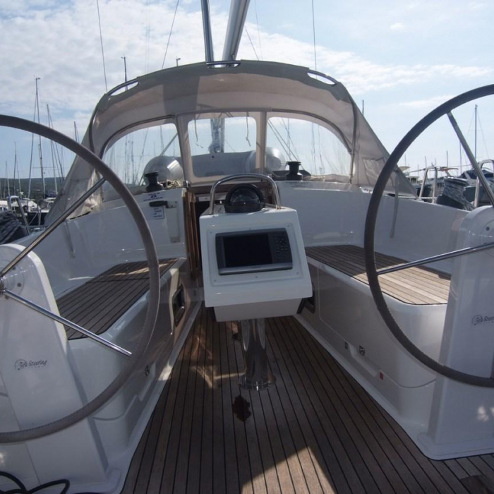 Dori | Bavaria Cruiser 37 photo 6