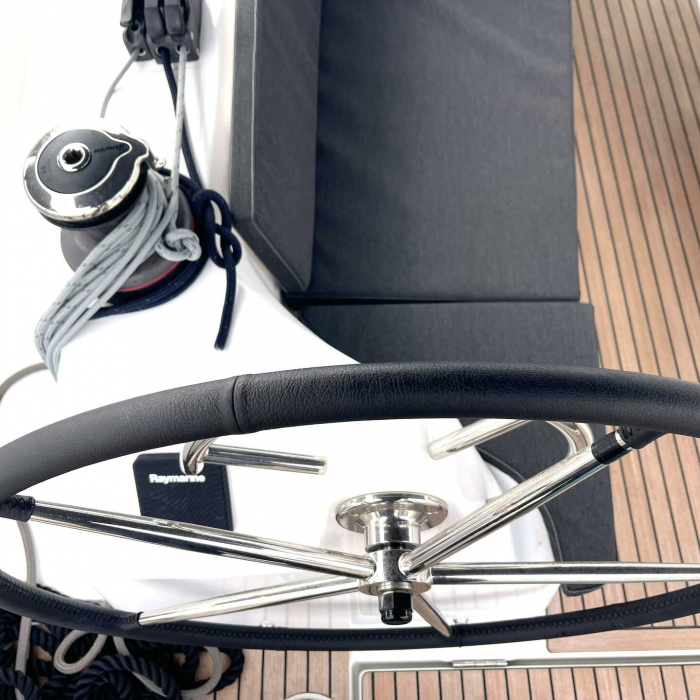 Colibrì | Sun Odyssey 410 photo 13