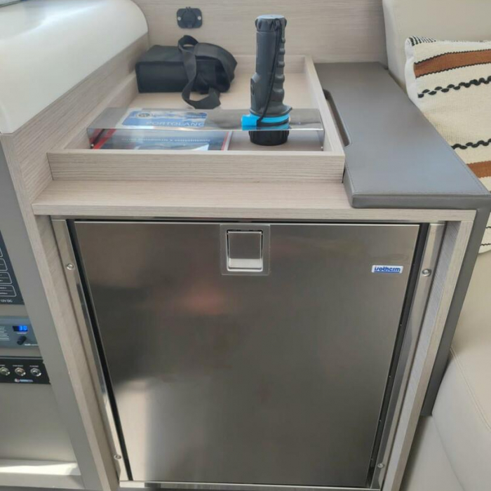 Isla | Fountaine Pajot Isla 40 photo 26