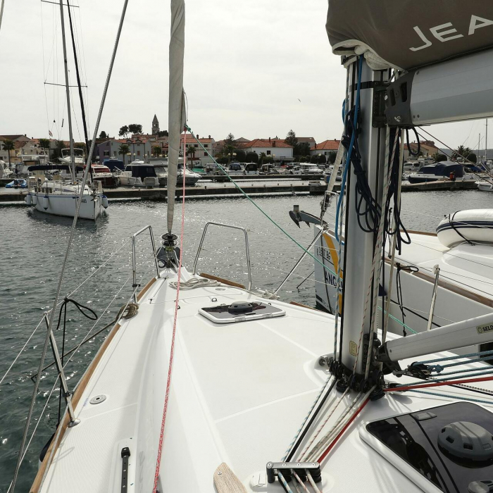 Cosma | Sun Odyssey 33i photo 9