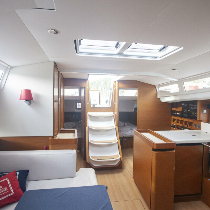 Celtic Breeze | Sun Odyssey 440 photo 8