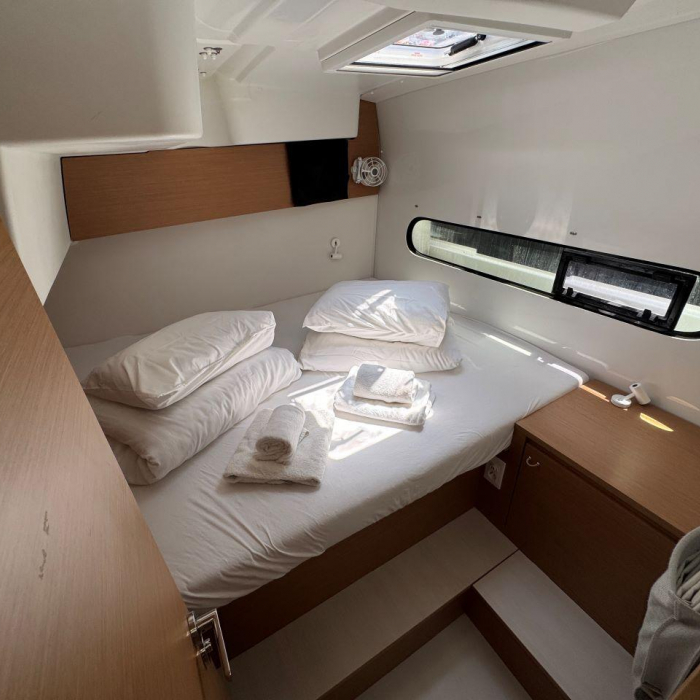 Lady Ellen | Excess 11 - 4 + 2 cab. photo 9