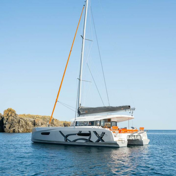 Gladis | Excess 14 photo 3