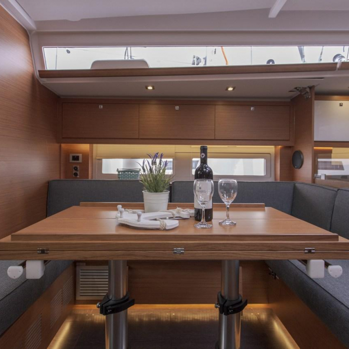 Astrid | Dufour 530 photo 12