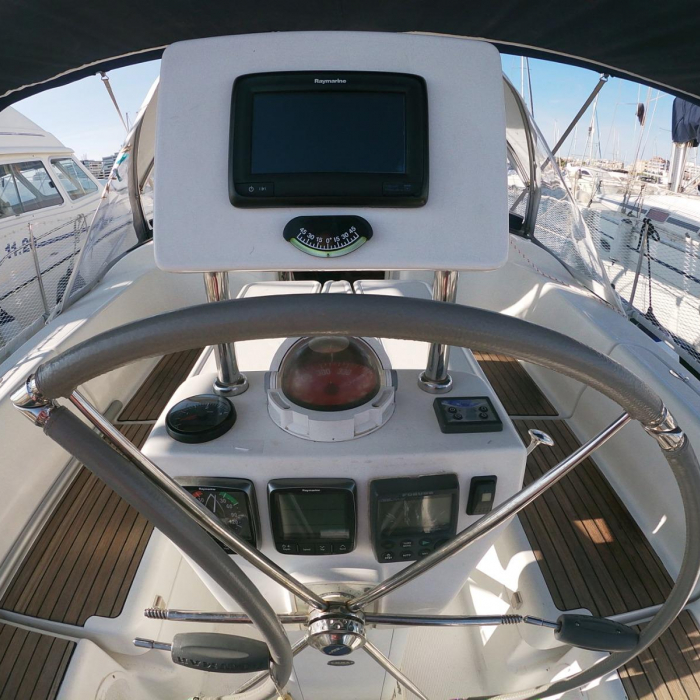 Martina | Harmony 42 photo 6