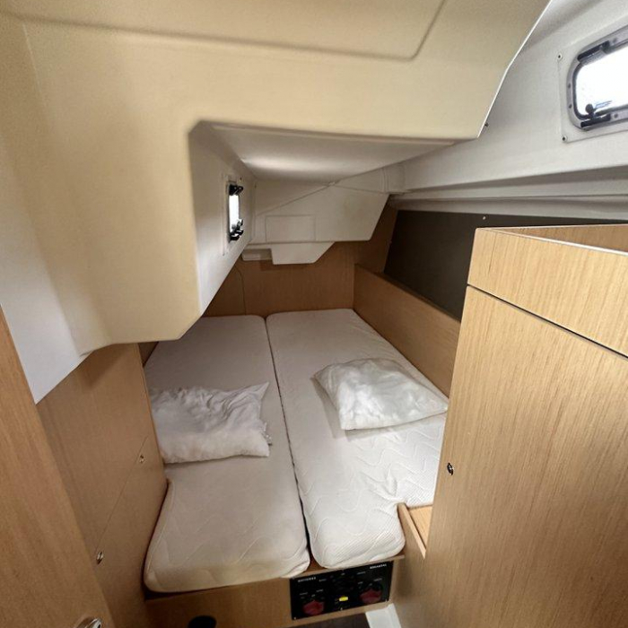 Delfino | Oceanis 38.1 photo 13