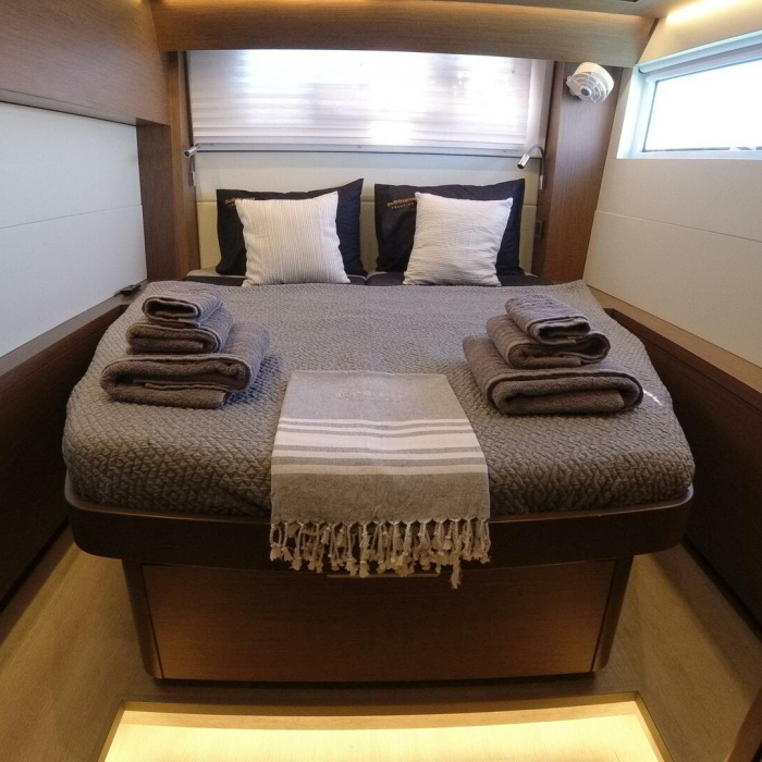 Magnum Opus | Lagoon 50 photo 27