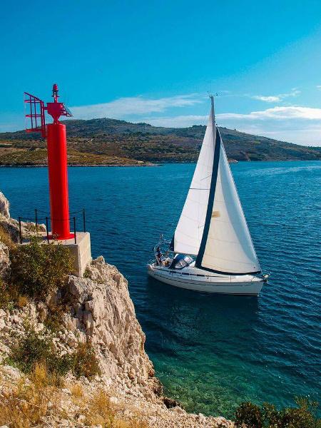Sea Star | Bavaria 32 photo 9