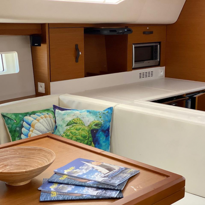 Katrina | Jeanneau 51 photo 23