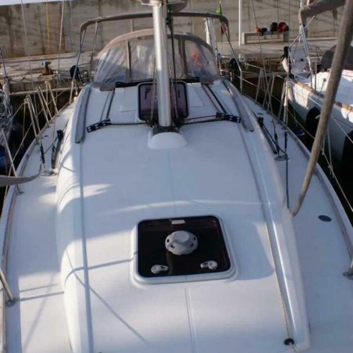 Frivola | Sun Odyssey 36i photo 1