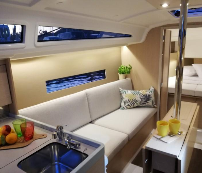 Yoda | Oceanis 30.1 photo 7